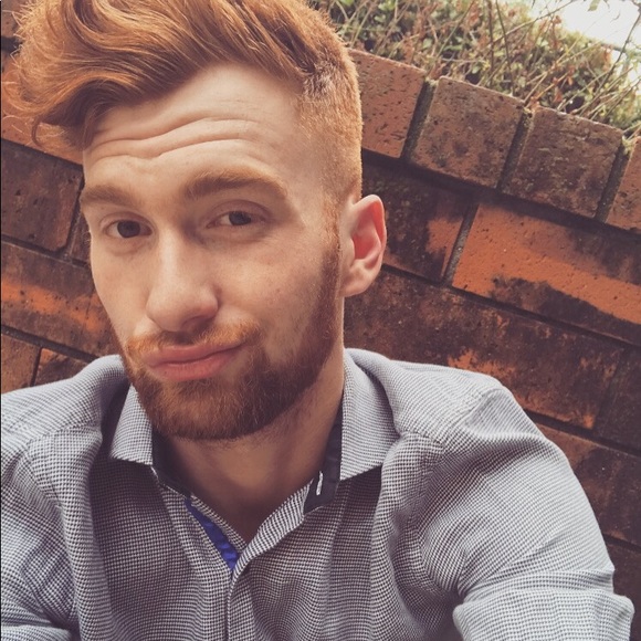 Meet your Posher, Clint - Picture 2 of 2